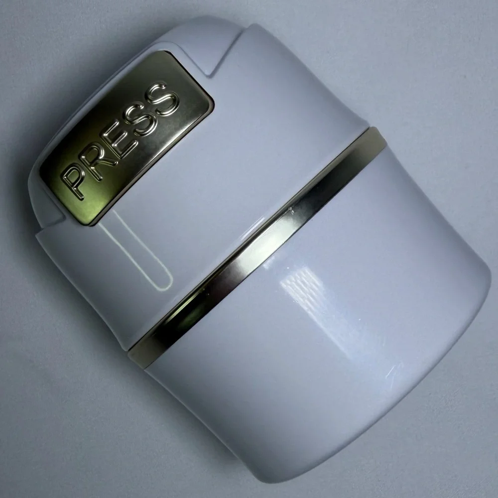 Brand New White Makeup & Cosmetic Protective Easy Beauty Storage Small Container